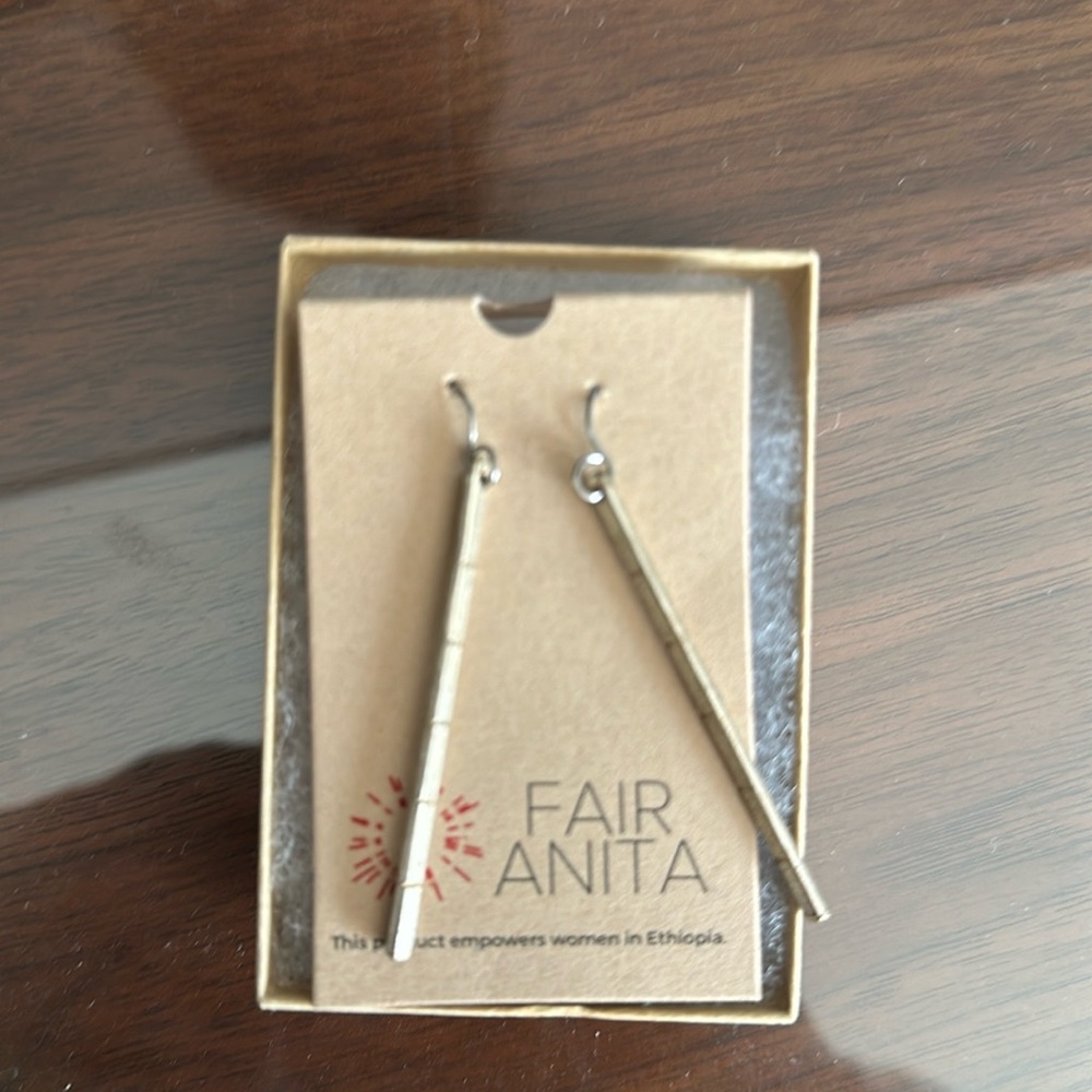 Fair Anita Earrings